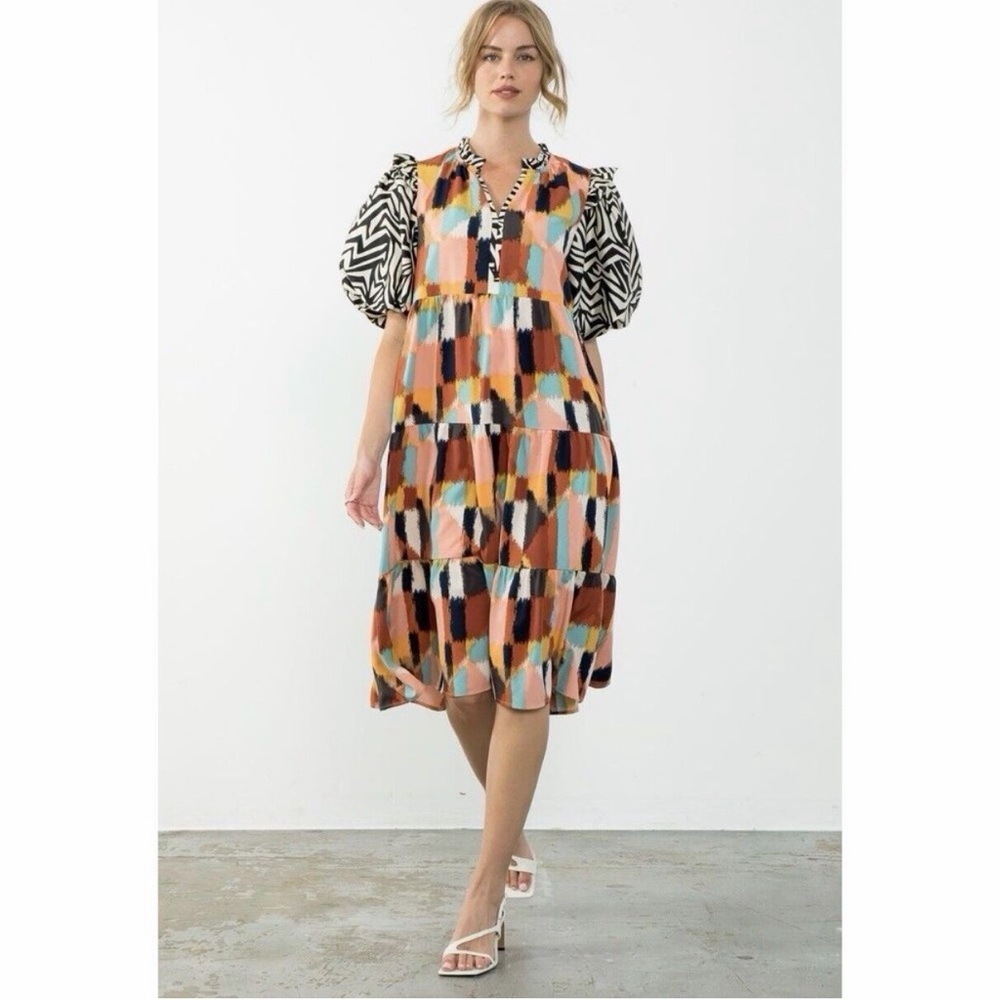 THML Colorful Zebra Print Tiered Maxi Dress Women's Size M Lined Puff Sleeves